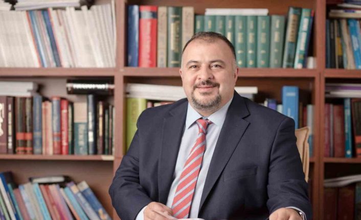 Prof. Dr. Akyol: "Sigara, alkol ve sağlıksız beslenme kolon kanseri açısından risk taşıyor"