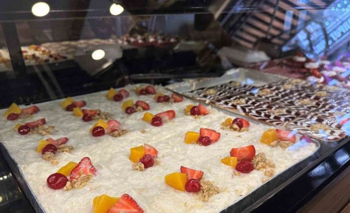 Ramazan ile başlayıp bayramla bitiyor, Osmanlı’dan günümüze gelen lezzet: Güllaç