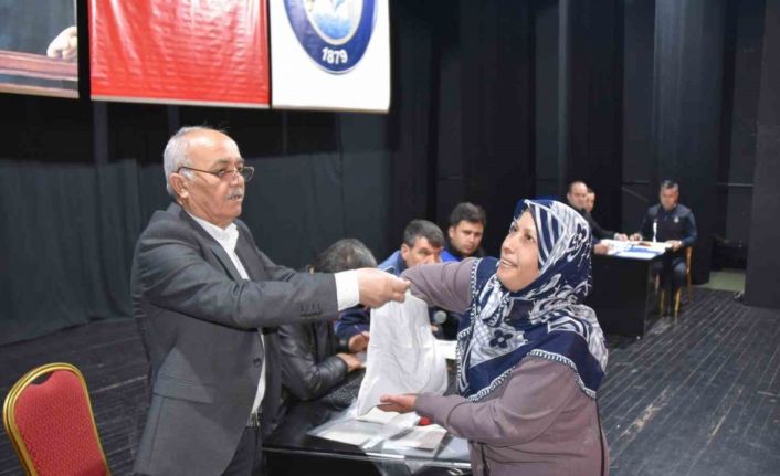 Salihli’de yeni pazaryerlerinde kuralar çekildi