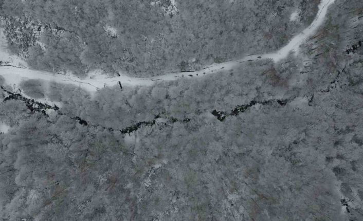 Samanlı Dağları’nın karla kaplı manzarası mest etti