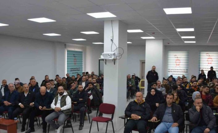 Şemdinli Belediyesinden ‘Farkındalık Eğitimi’ semineri