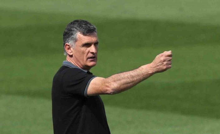 Sevilla’nın yeni teknik direktörü Mendilibar oldu