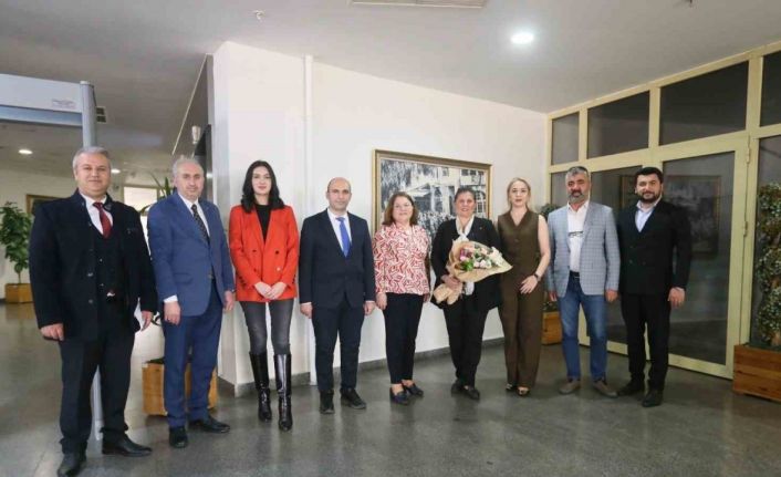 Sivas ve Erzincan dernek yetkilileri, Başkan Çerçioğlu ile görüştü