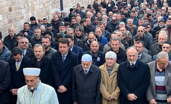 SP Genel Başkanı Karamollaoğlu, Nevşehir İl Başkanı Simit’in cenaze törenine katıldı