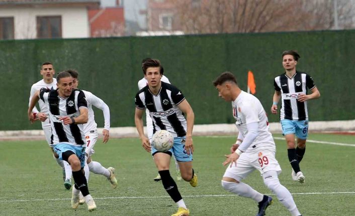 TFF 3. Lig: Bergama Belediyespor: 0 - 68 Aksaray Belediyespor: 2