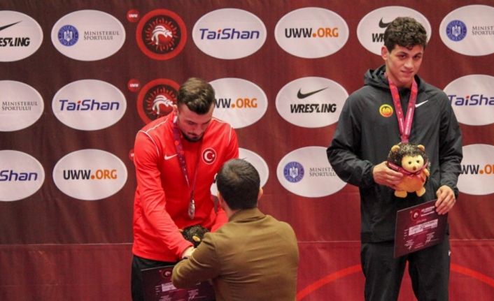 TGF Başkanı Şeref Eroğlu: "Türk bayrağını gururla temsil etmeye devam edeceğiz"