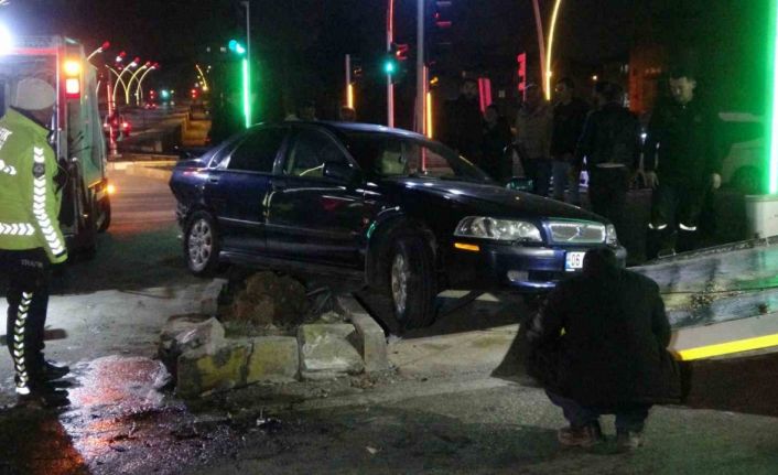 Uşak’ta zincirleme trafik kazası: 5 yaralı