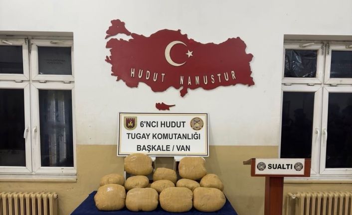 Van-İran sınırında 100 kilo toz esrar ele geçirildi