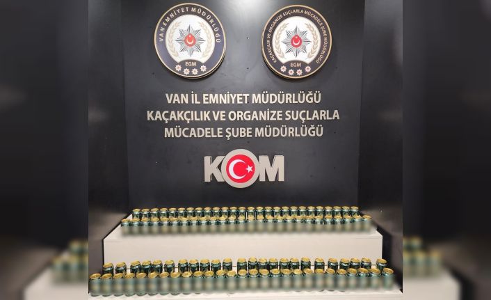 Van’da gümrük kaçakçılığı operasyonu