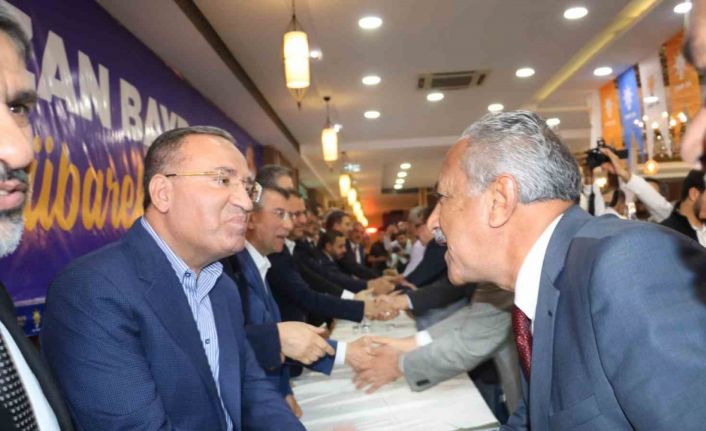 Adalet Bakanı Bozdağ: ”Erdoğan’ı değiştirelim diye bir araya gelenler Dimyat’a pirince giderken eldeki bulgurdan olacak”