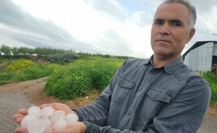 Adıyaman’a ceviz büyüklüğünde dolu yağdı