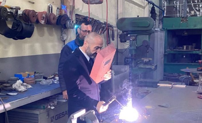 AK Parti Milletvekili Adayı Veli Arslan: "SİHA Gemimizi üreterek dünyaya ’Kimseye bağlı değiliz’ dedik"