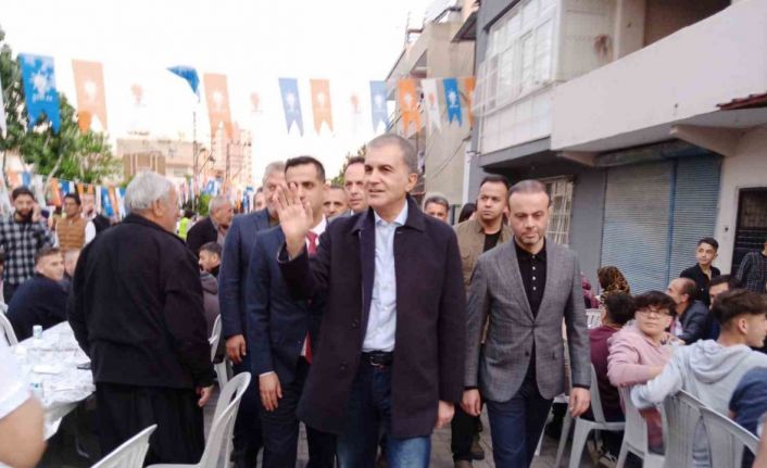 AK Parti Sözcüsü Çelik: ”Türkiye’yi kurtlar sofrasına kurban etmek istiyorlar”