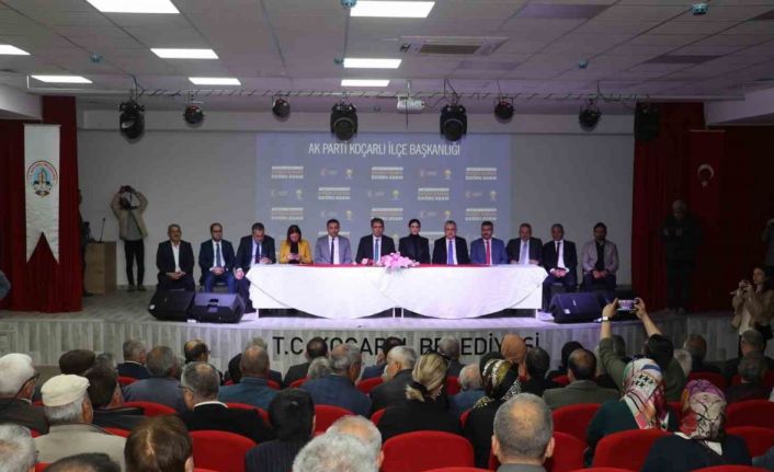 AK Parti’nin Aydın milletvekili adayları Koçarlı’da seçmenlerle buluştu