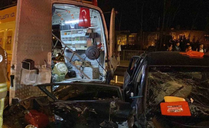 Bahçelievler’de makas atan sürücü zincirleme kazaya neden oldu: 1 ölü, 3 yaralı