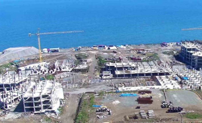 Bakan Karaismailoğlu: "Trabzon şehir hastanesini 22 Şubat 2025’te hizmete açmayı hedefliyoruz"