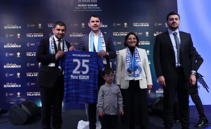 Bakan Kurum: "İstanbul’un 39 ilçesinde, 963 mahallesinde, 7 tepenin tamamında çalışıyoruz"