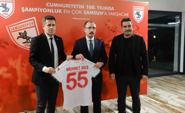 Bakan Muş: “Samsunspor hepimizi sevince boğdu”