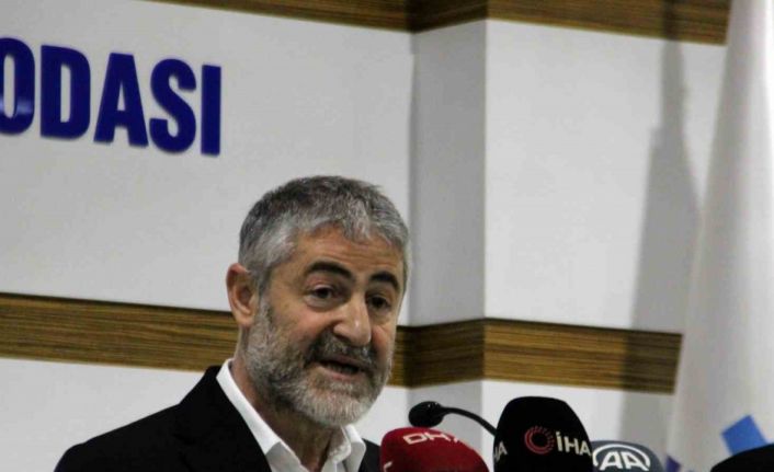 Bakan Nebati: "7 bin 500 liranın üzerinde maaş alan emeklilere refah payı verecek bir düzenleme üzerinde çalışıyoruz"