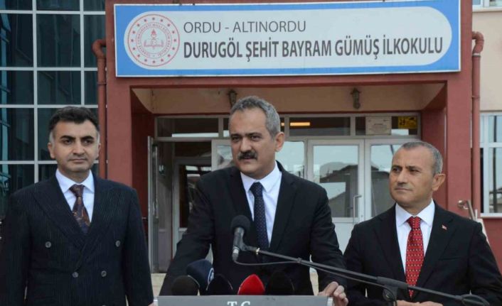 Bakan Özer: "24 Nisan itibarıyla artık ülkemizde 81 ilde eğitim-öğretim kaldığı yerden devam edecek"