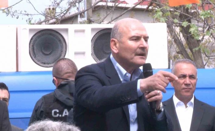 Bakan Soylu: "Polislerimiz terör kıyafetini giymiş milletvekili adayını kıskıvrak aldı"