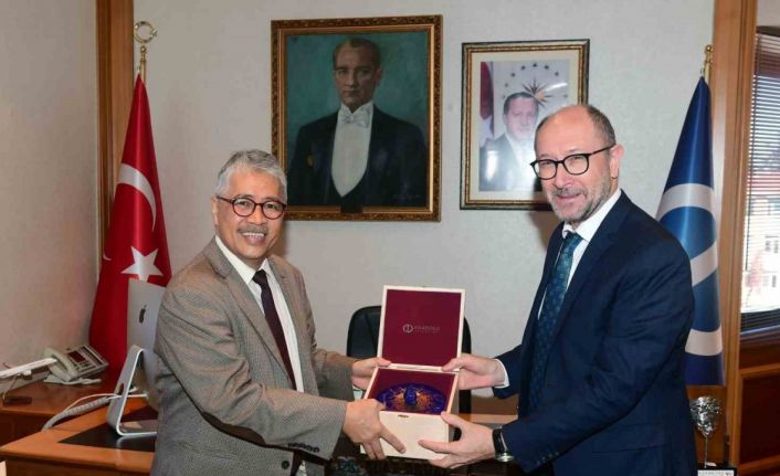 Budi Luhur Üniversitesi’nden Anadolu Üniversitesi’ne ziyaret