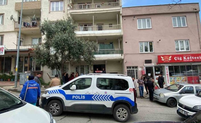 Bursa’da sağlık çalışanı evinde ölü bulundu
