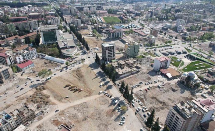Depremlerin merkezi Kahramanmaraş havadan görüntülendi: Enkaz kalktı, meydanlar oluştu