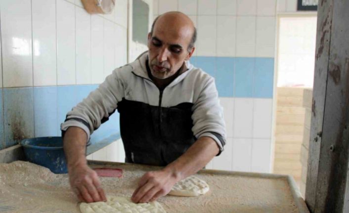 Depremzede Fırıncı Sefa Pemik: "Akşam yatarken her şeyimiz vardı, kalktığımızda her şeyimiz kayboldu"