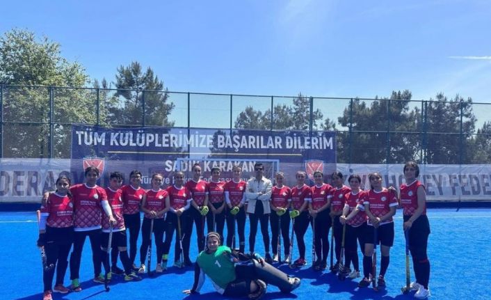 Diyarbakır Kayapınar Spor Kulübü Erkek Takımı, hokeyde şampiyon oldu