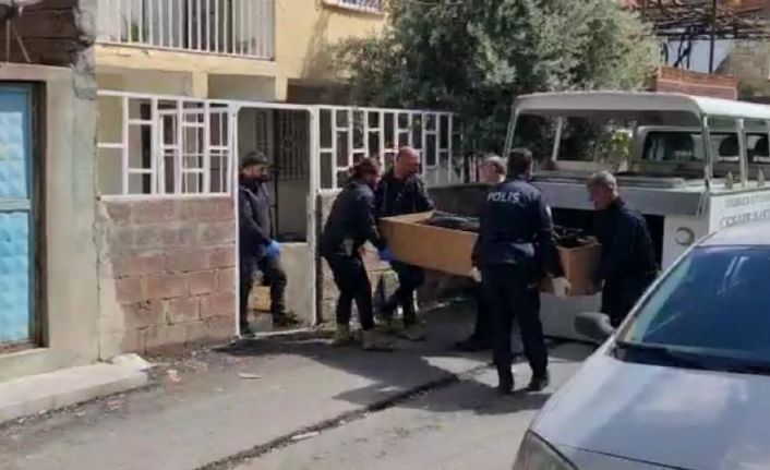 Diyarbakır’da çocuklarının gözü önünde eşi ve akrabasını evinde öldüren şüpheli yakalandı