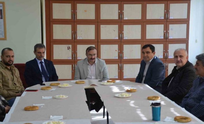 Emet Belediyesinden eğitimde motivasyon kahvaltıları