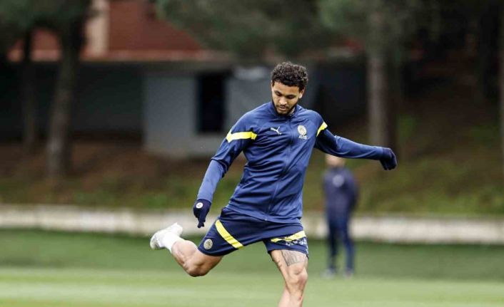 Fenerbahçe, İstanbulspor maçı hazırlıklarına başladı