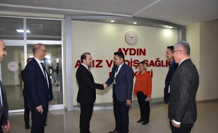 İl Sağlık Müdürü Şenkul, Ağız ve Diş Sağlığı Merkezi’ndeki çalışmaları yerinde inceledi