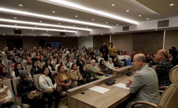 İş ve Kariyer Merkezi, kentteki istihdam oranını artırıyor