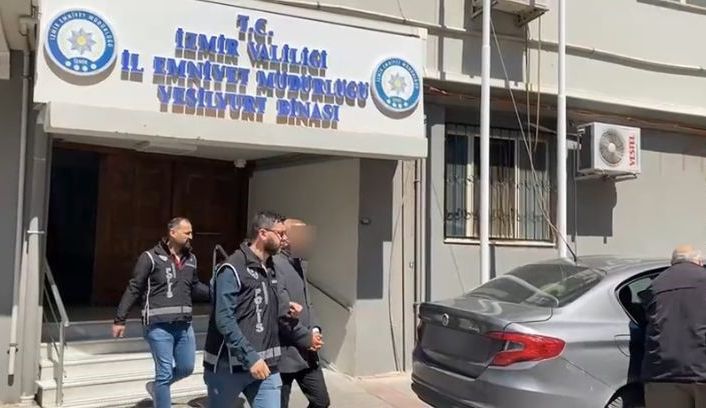 İzmir polisinden tefeci operasyonu:  3 tutuklama