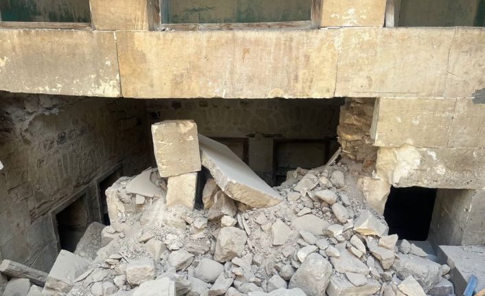 Kilis’te ağır hasarlı evde göçük meydana geldi