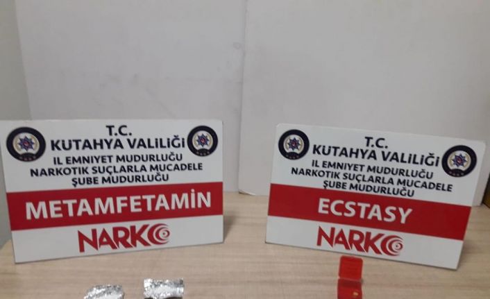 Kütahya’da durdurulan araçta uyuşturucu ele geçirildi