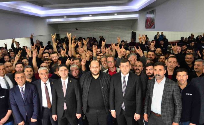 MHP’li Özdemir: “Özerklik isteyen CHP kadroları, şehidin bacısına küfreden İP milletvekilleri hangi hainlerle kol kola girerse girsin amaçlarına ulaşamayacaklar”