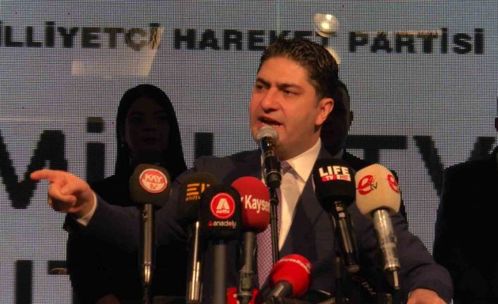 MHP’li Özdemir: “Türk milleti ile bir ve beraber olamayanlar Türk milletinin hasımlarıyla kol kola girmişlerdir”