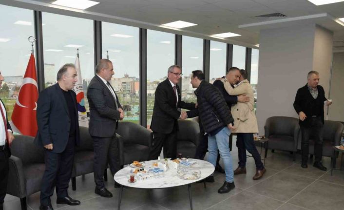 Murzioğlu: “Yaşanan üzücü olaylar sımsıkı sarılmamız gerektiğini bir kez daha hatırlattı”