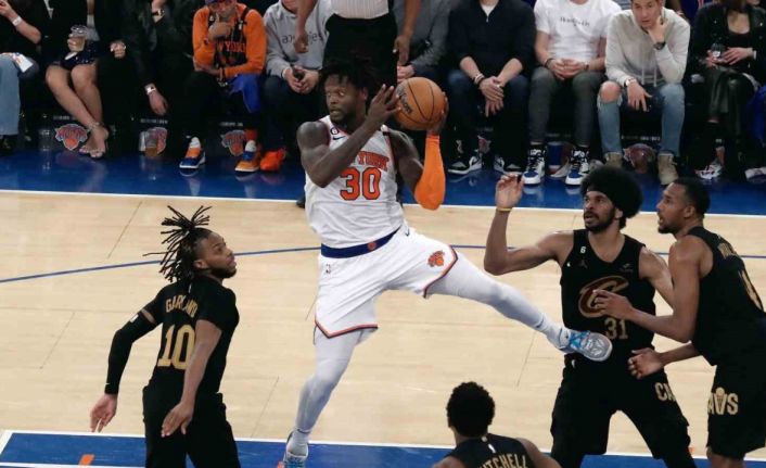 New York Knicks, Cleveland Cavaliers’a karşı 2-1 öne geçti
