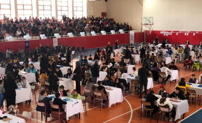 Öğrenciler akıl ve zeka oyunlarında yarıştı