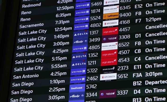 Rusya’daki yanardağ patlaması nedeniyle Alaska’da uçuşlar ertelendi