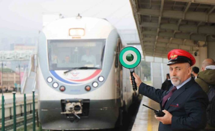 Samsun-Sivas yolcu treni seferleri 8 yıl aradan sonra tekrar başladı