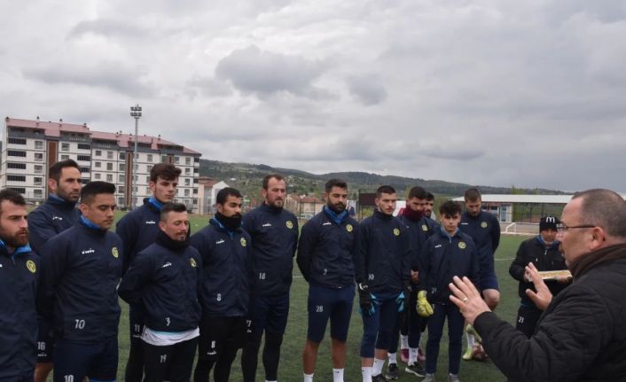 Söğütspor zorlu 1969 Bilecik Spor Kulübü maçı öncesi tüm hazırlıkları tamamladı