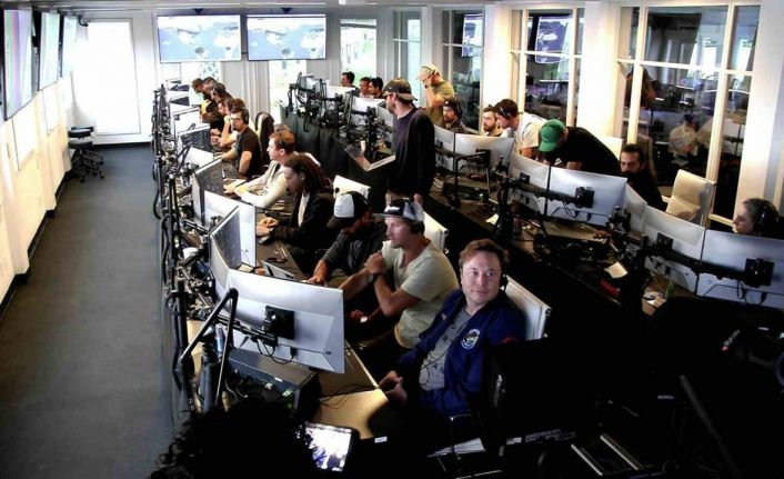 SpaceX’in Starship roketi kalkıştan 4 dakika sonrası patladı