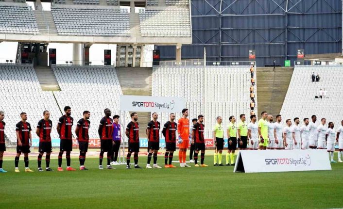 Spor Toto Süper Lig: Fatih Karagümrük: 0 - Antalyaspor: 0 (Maç devam ediyor)