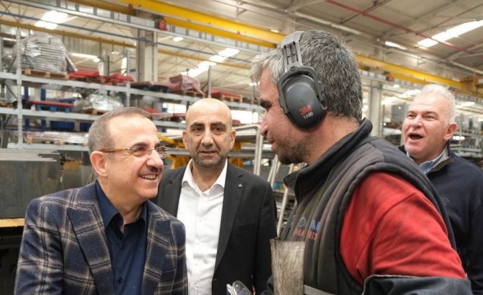 Sürekli: "Son 21 yılda İzmir’den yapılan ihracat yüzde 430’luk artış gösterdi"