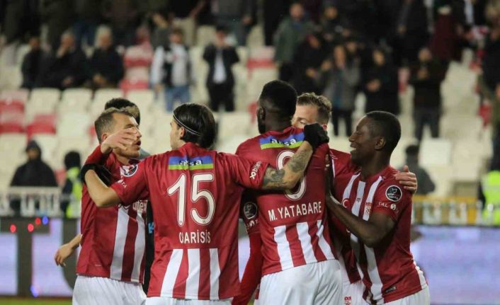 Trabzonspor’u yenen Sivasspor, Süper Lig’de 9. galibiyetini aldı
